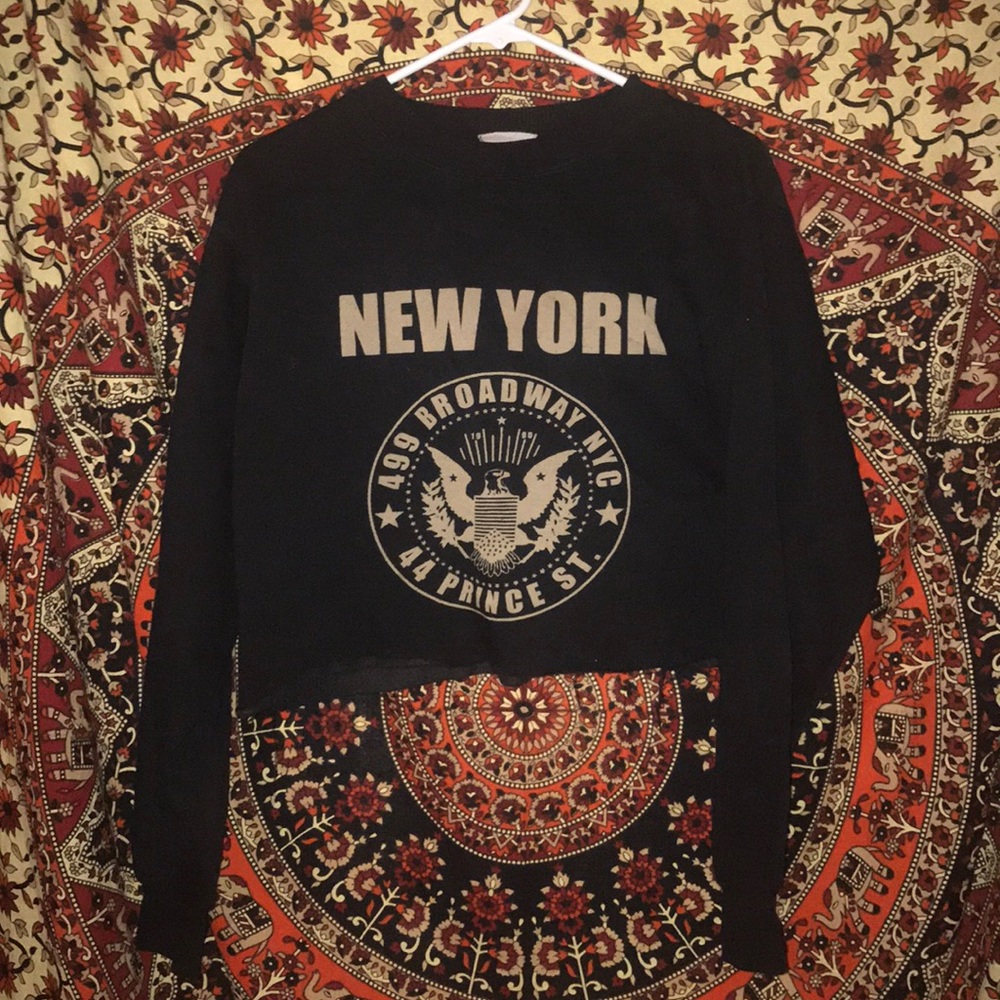 Brandy Melville sweatshirt